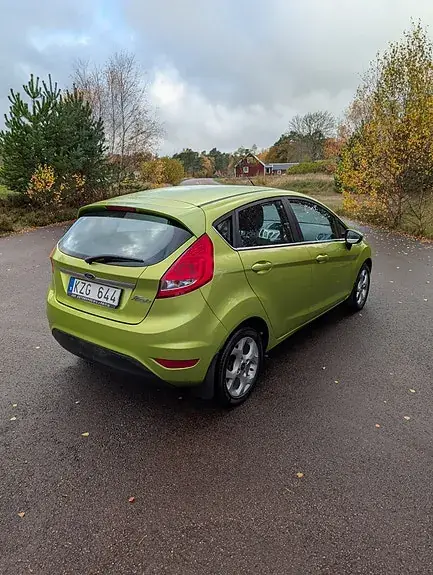 Ford Fiesta 2011 photo 3
