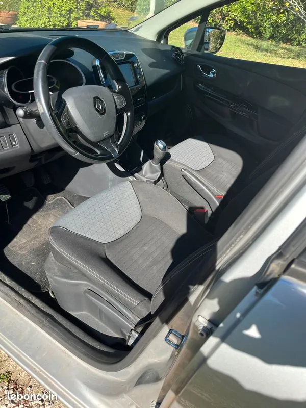 Renault Clio 2013 photo 3