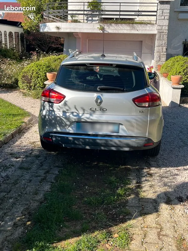 Renault Clio 2013 photo 2