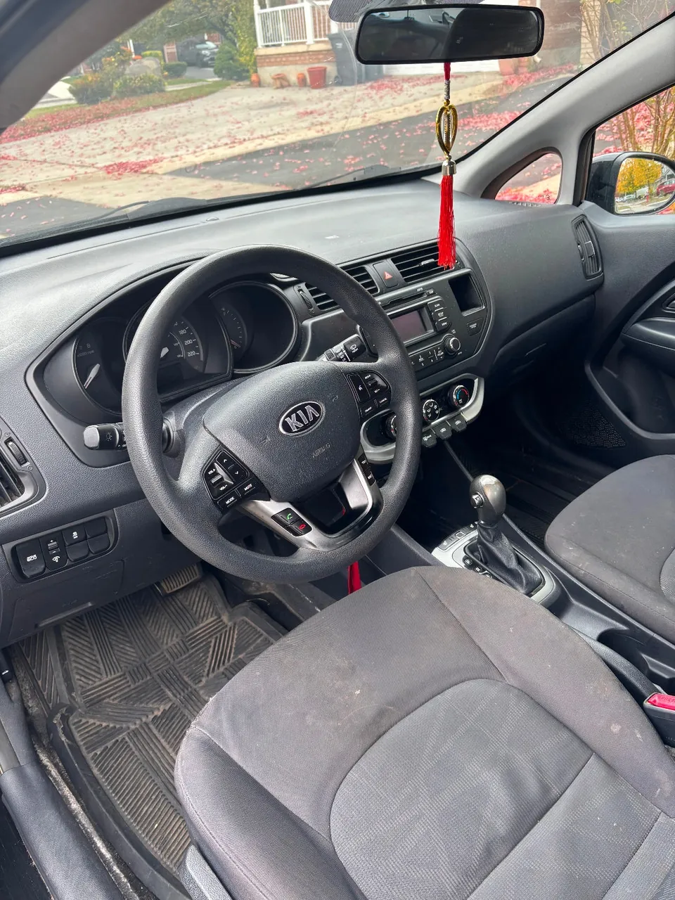 Kia Rio 2013 photo 5