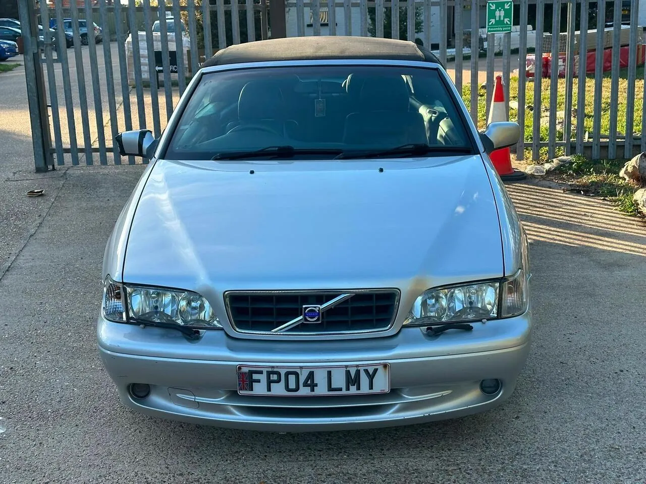 Volvo C70 2004 photo 4