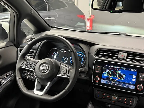 Nissan Leaf 2022 photo 4