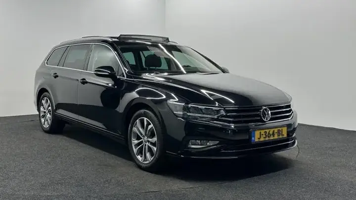 Volkswagen Passat Variant 2020 photo 3