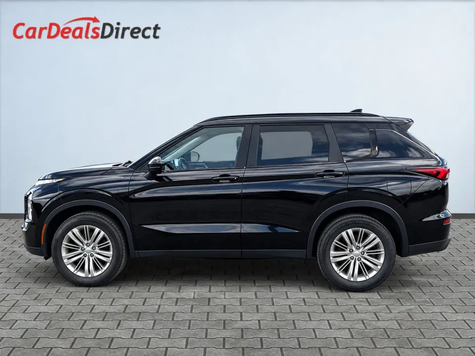 Mitsubishi Outlander 2022 photo 3