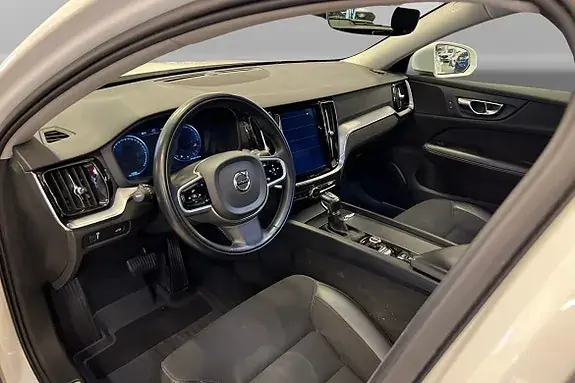 Volvo V60 Cross Country 2020 photo 5