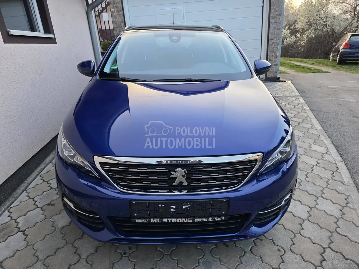 Peugeot 308 2019 photo 4