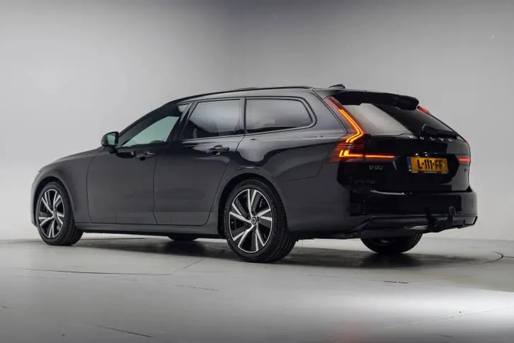 Volvo V90 2021 photo 3