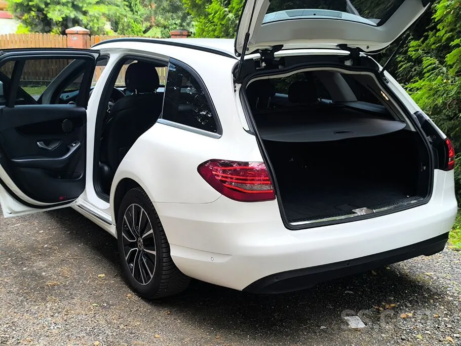 Mercedes-Benz C220D 2019 photo 5