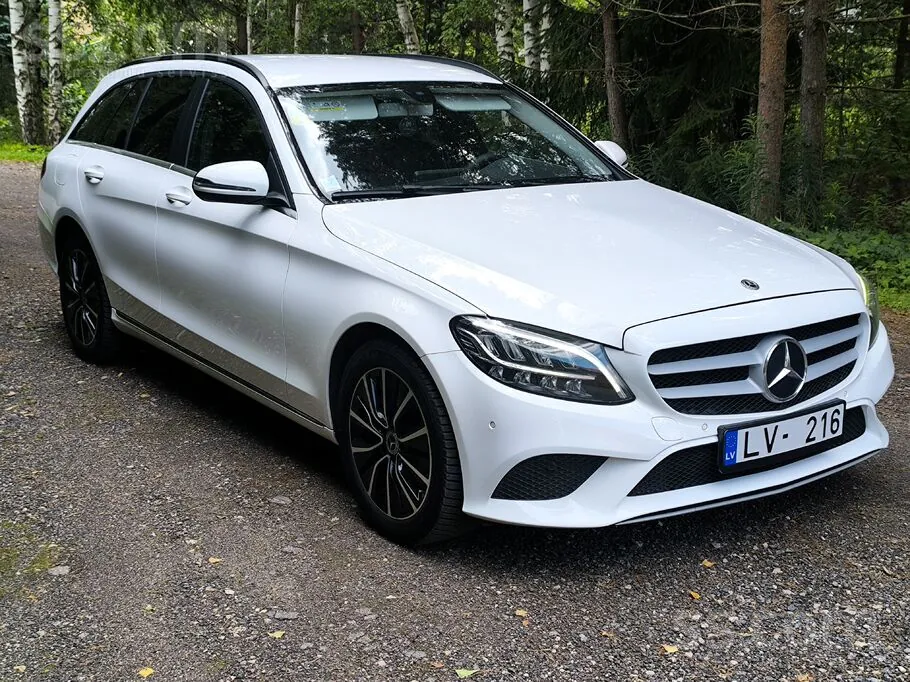 Mercedes-Benz C220D 2019 photo 2