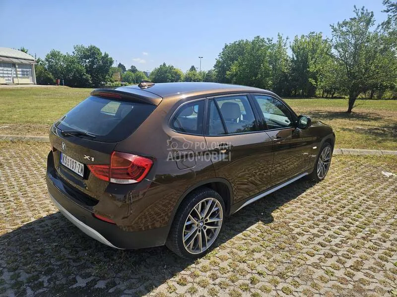 BMW X1 2012 photo 3