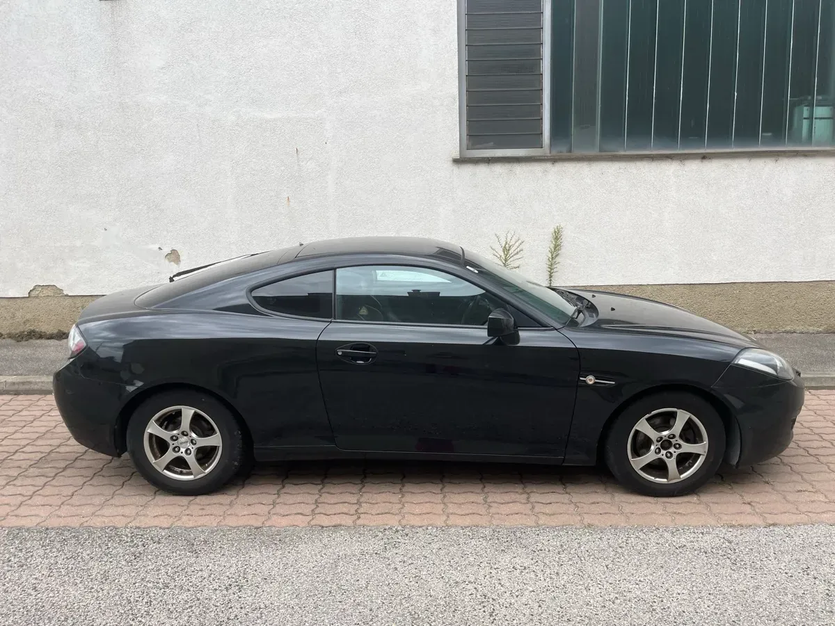 Hyundai Tiburon
