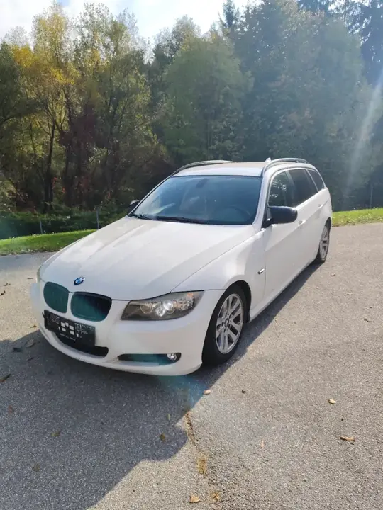 BMW 3 Series 2008 photo 2