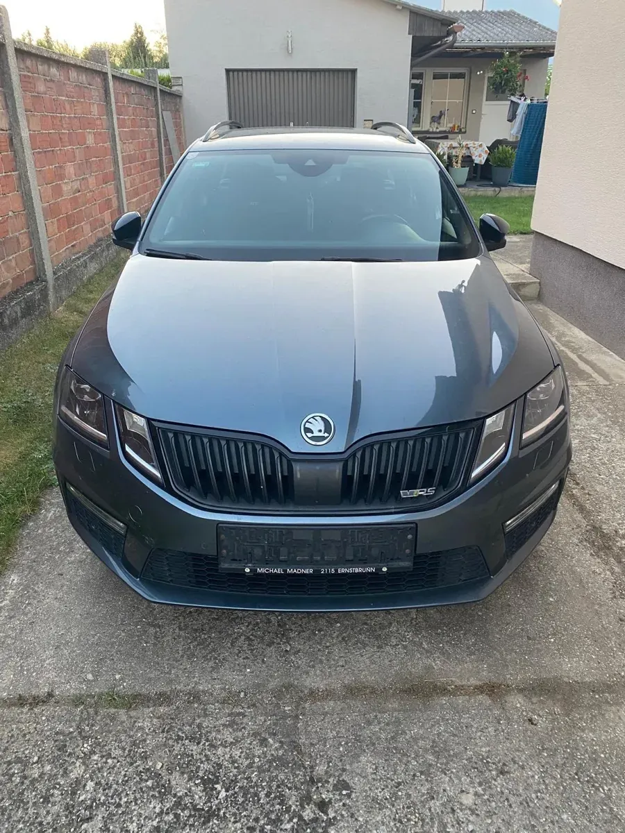 Skoda Octavia 2018 photo 2