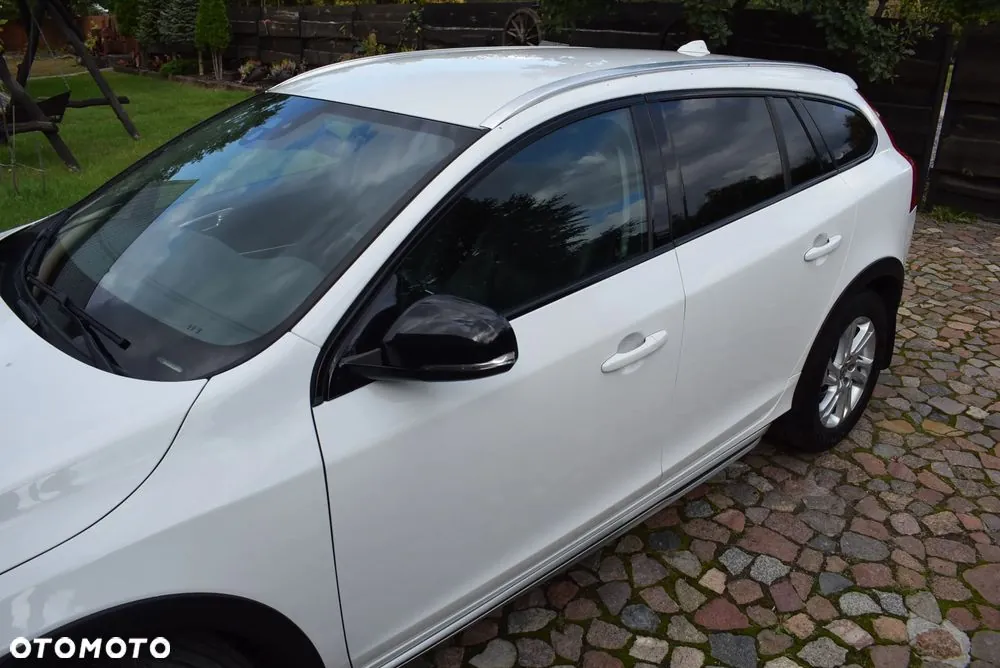 Volvo V60 2017 photo 4