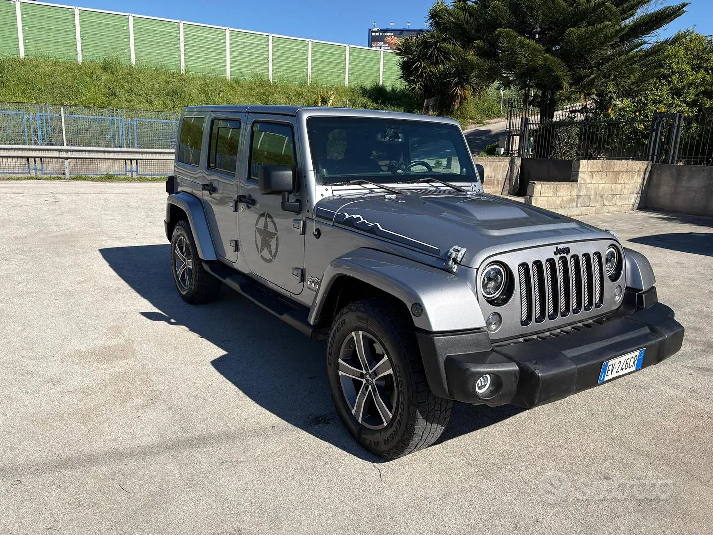 Jeep Wrangler 2014 photo 4