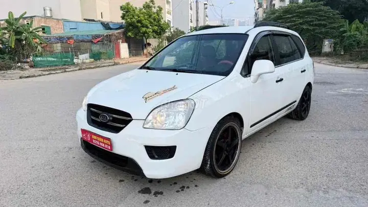 Kia Carens 2009 photo 2