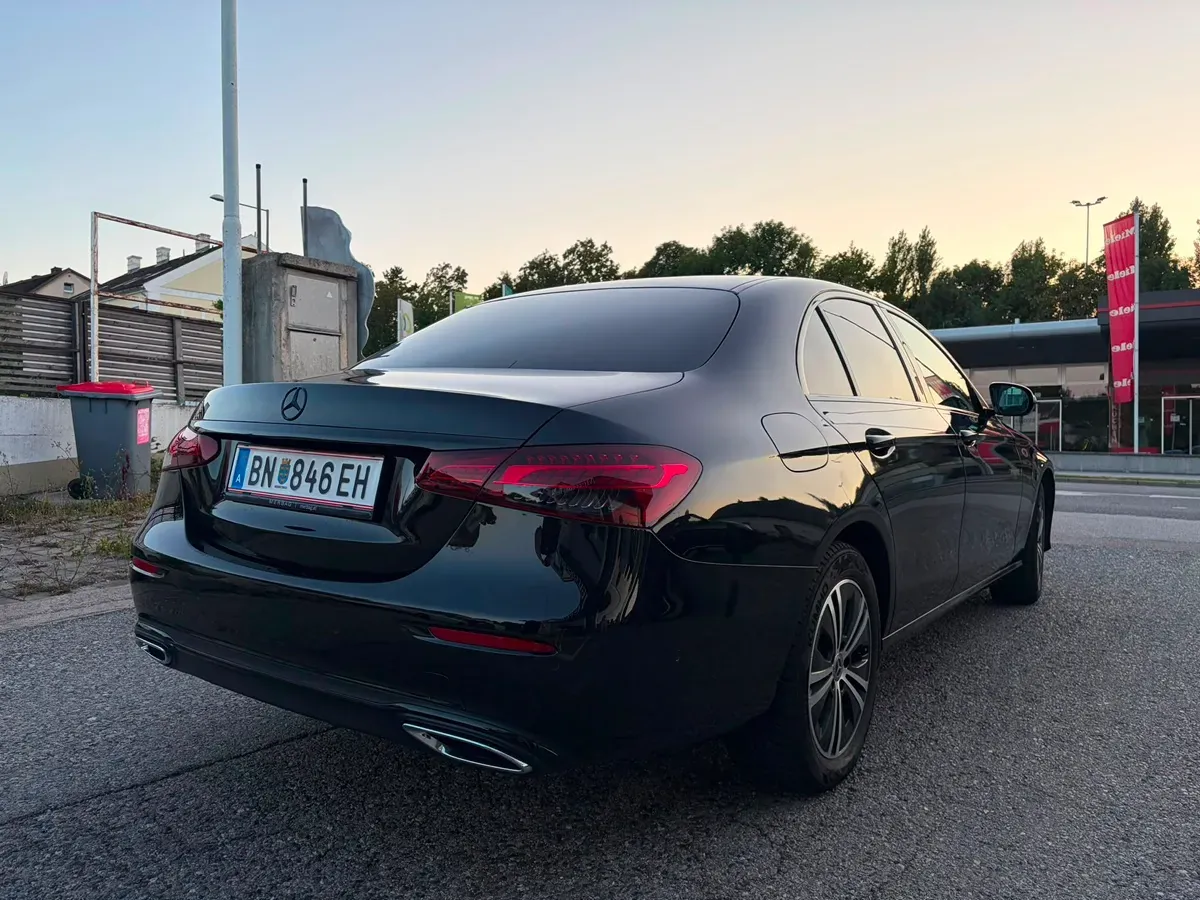 Mercedes-Benz E-Class 2021 photo 2