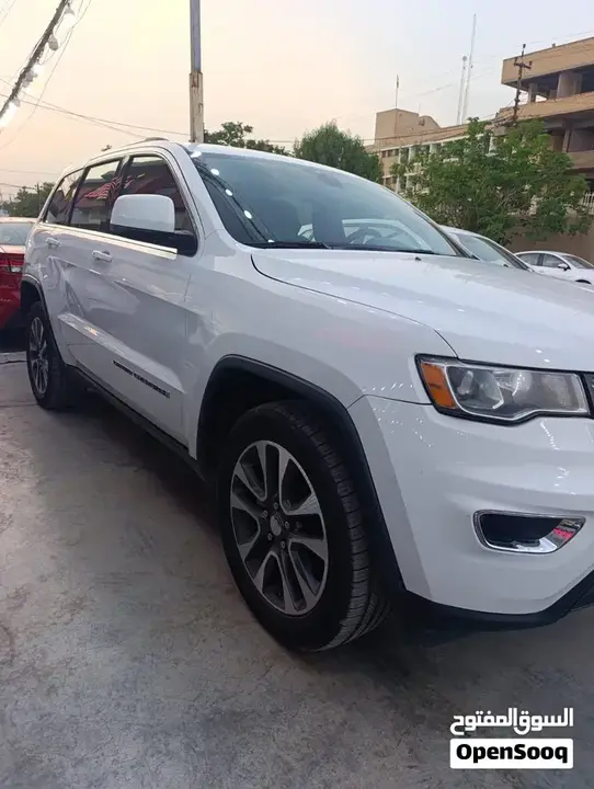 Jeep Grand Cherokee 2017 photo 2