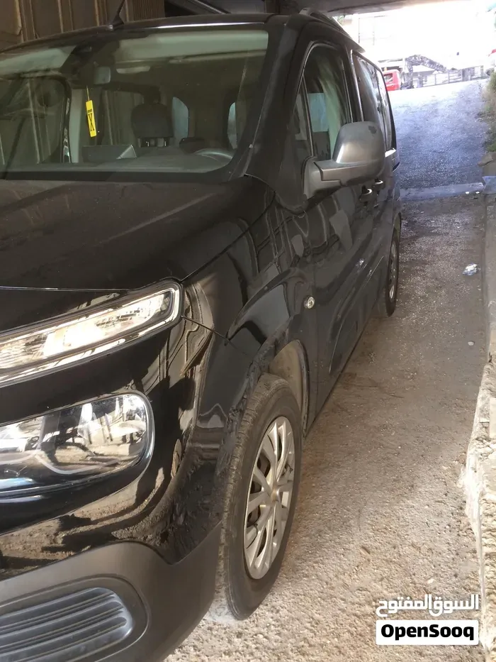 Citroen Berlingo 2019 photo 2