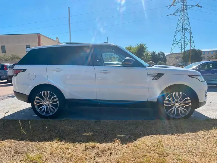Land Rover Range Rover Sport 2015 photo 4