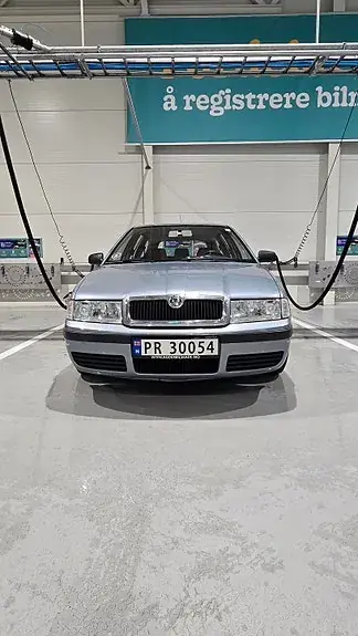 Skoda Octavia 2004 photo 2