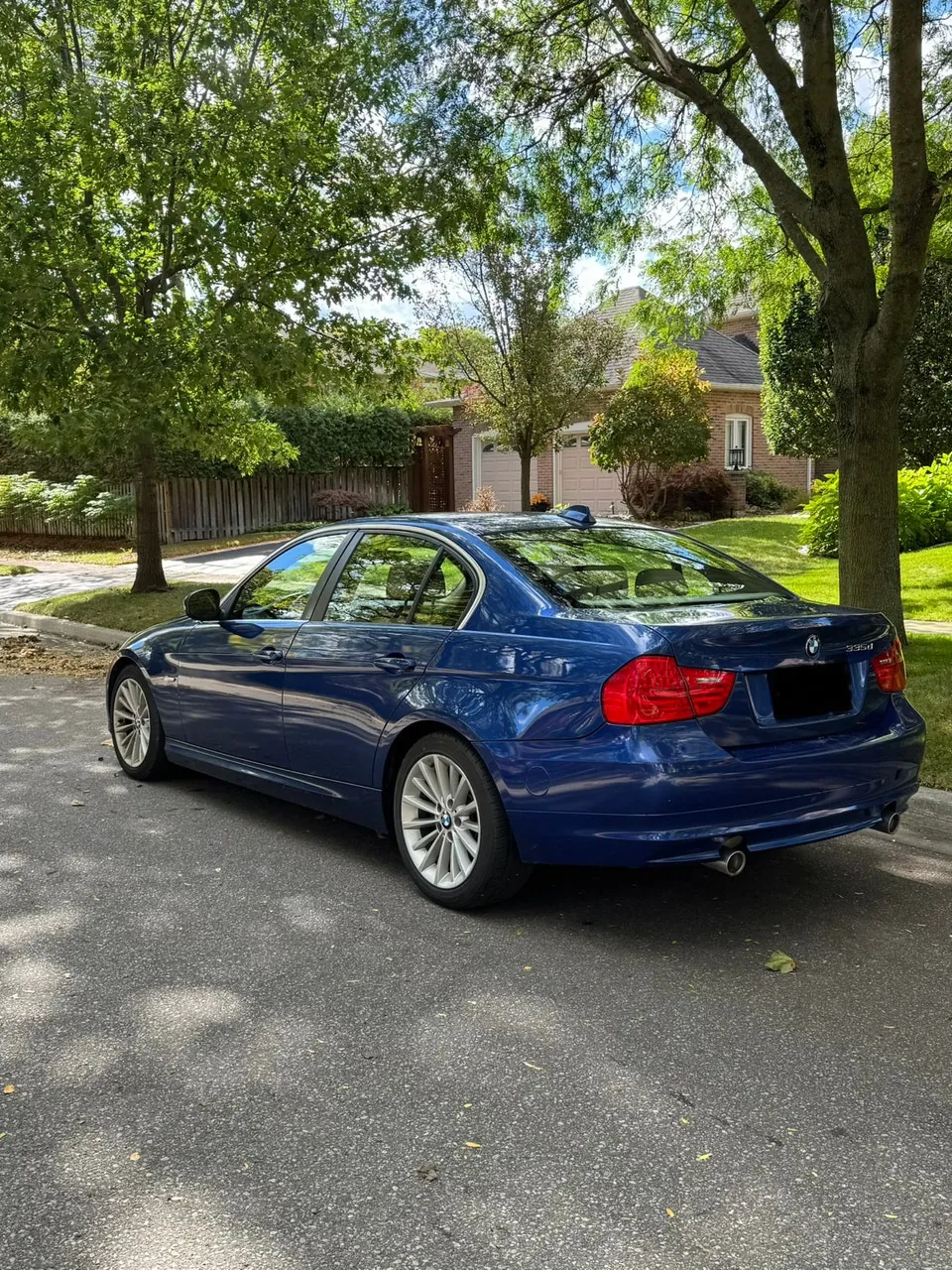 BMW 3Series 2010 photo 3