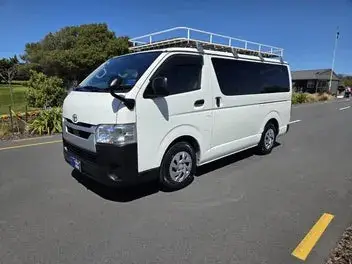 Toyota Hiace 2021 photo 4