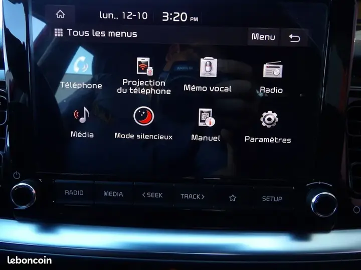 Kia Stonic 2023 photo 5