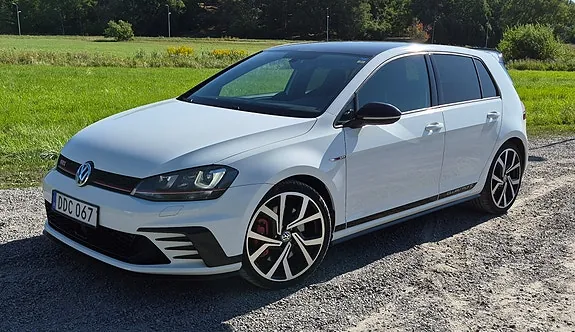 Volkswagen Golf Vii 2017 photo 2