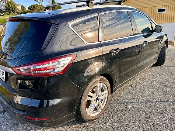 Ford S-Max 2017 photo 5