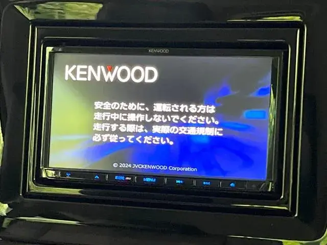 Suzuki Spacia Custom 2024 photo 3