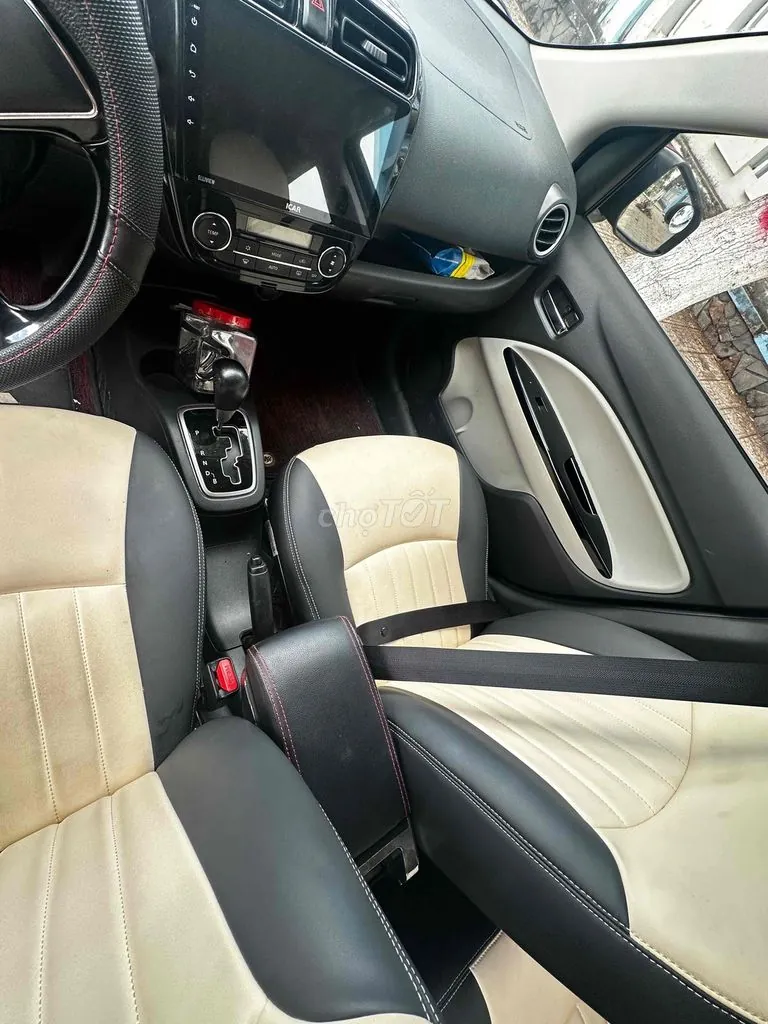 Mitsubishi Attrage 2018 photo 4