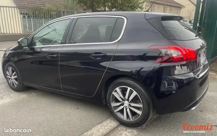 Peugeot 308 2018 photo 4