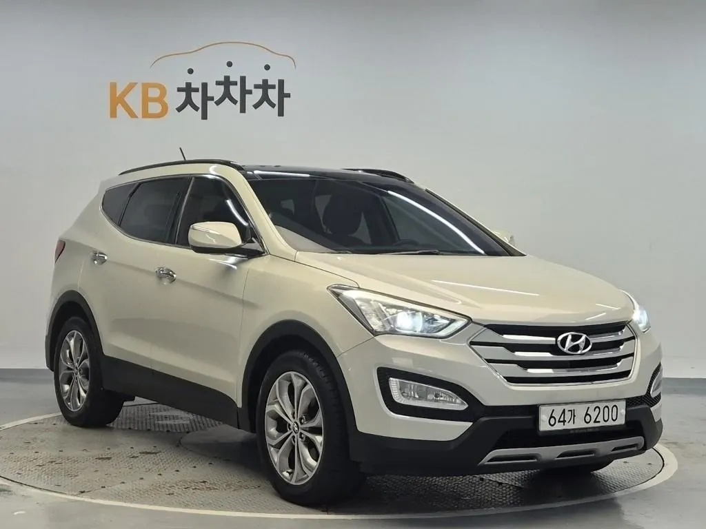 Hyundai Santa Fe 2013 photo 4