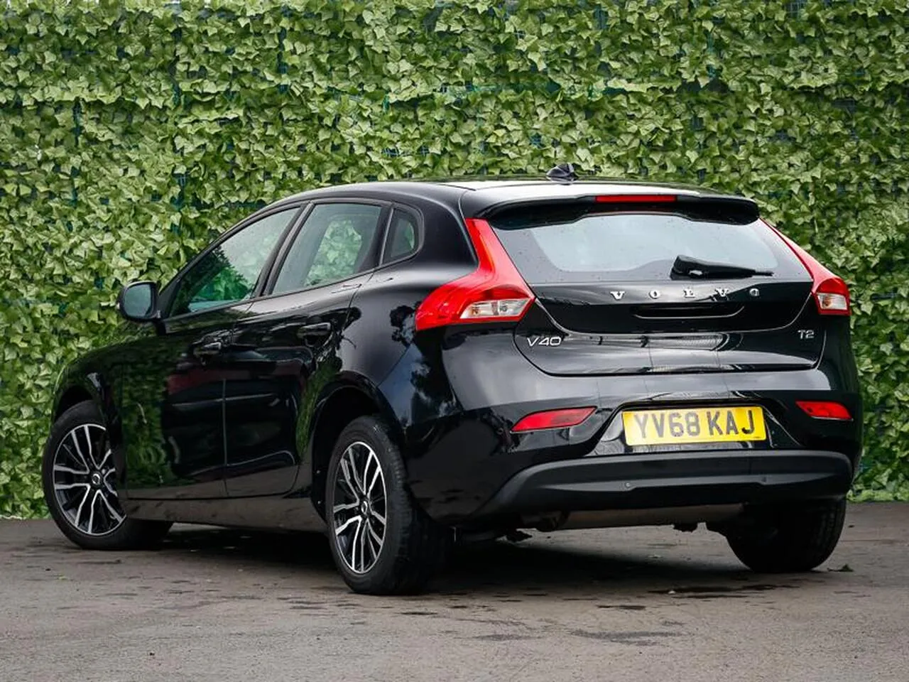 Volvo V40 2019 photo 2