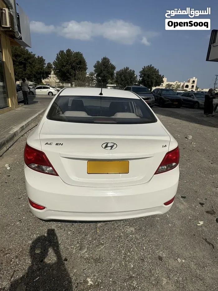 Hyundai Accent 2016 photo 4