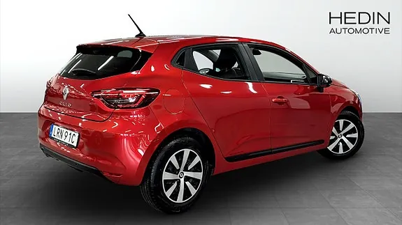 Renault Clio 2023 photo 2
