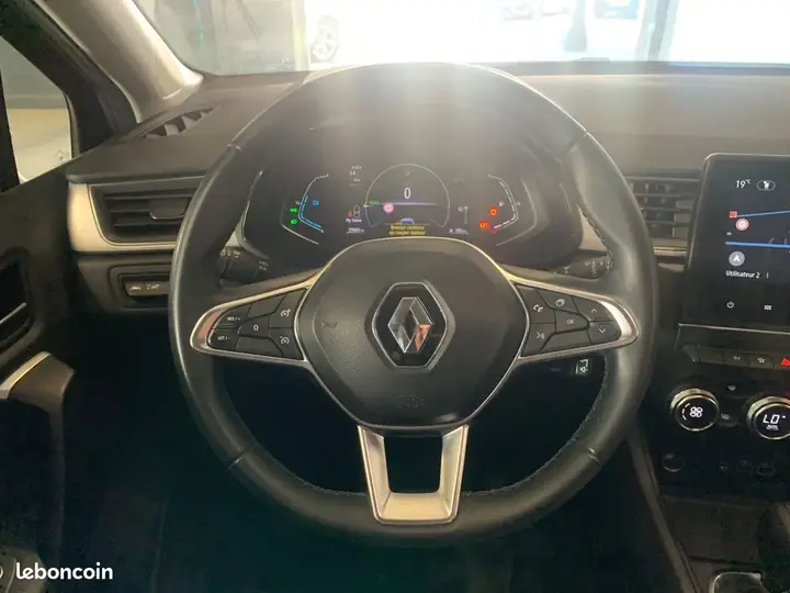 Renault Captur 2023 photo 4