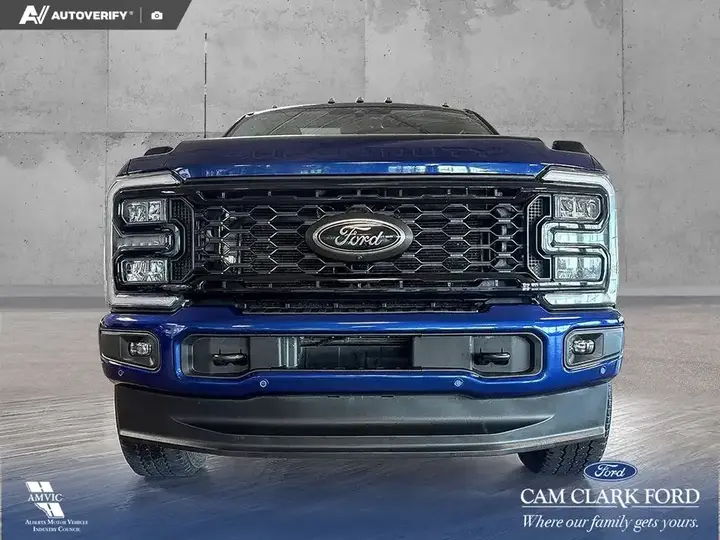 Ford F350 2026 photo 2