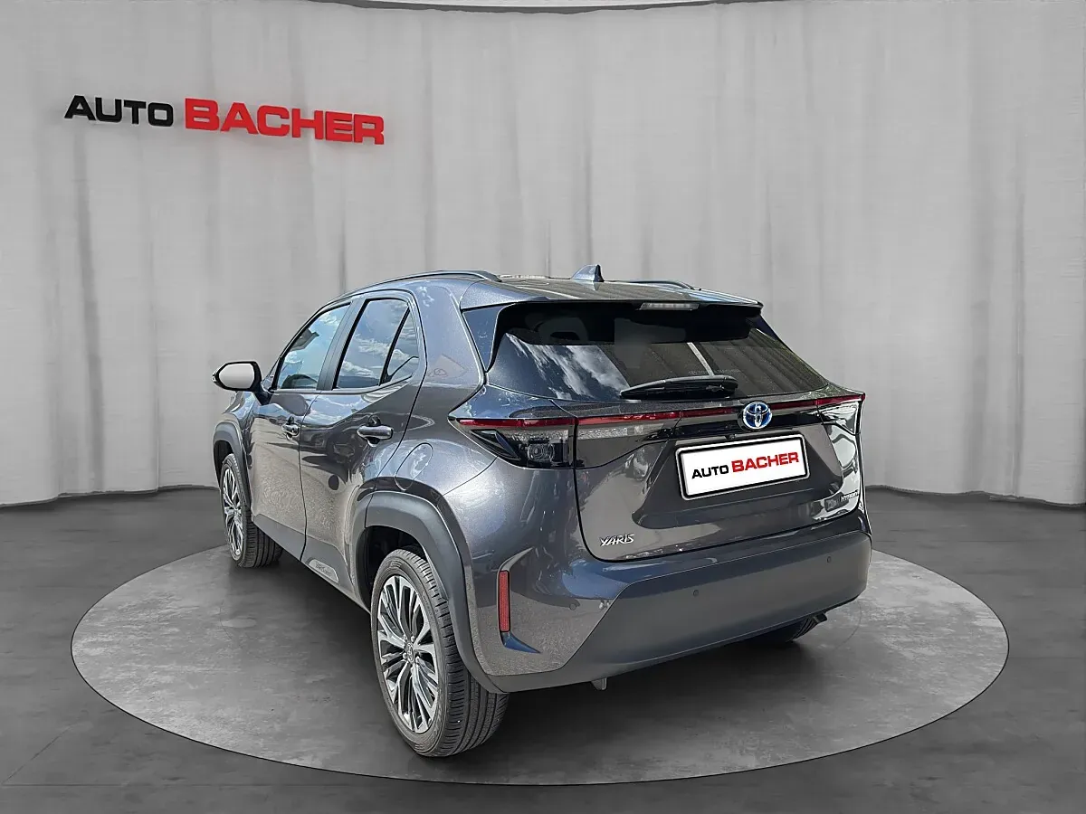 Toyota Yaris Cross 2023 photo 3