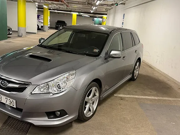 Subaru Legacy 2010 photo 4