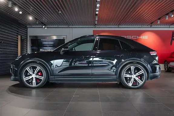 Porsche Macan 2025 photo 2