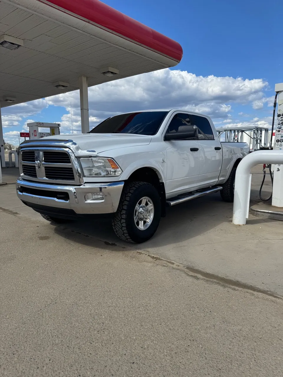 Dodge Cummins 3500 2012 photo 2
