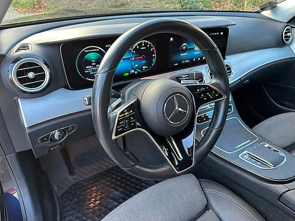 Mercedes-Benz E300 2023 photo 4