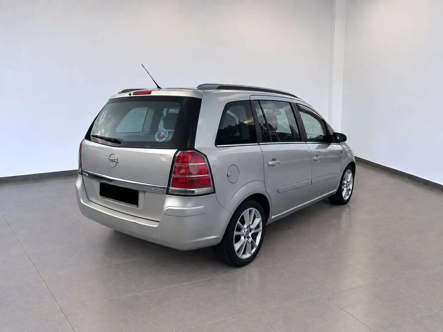 Opel Zafira 2006 photo 2