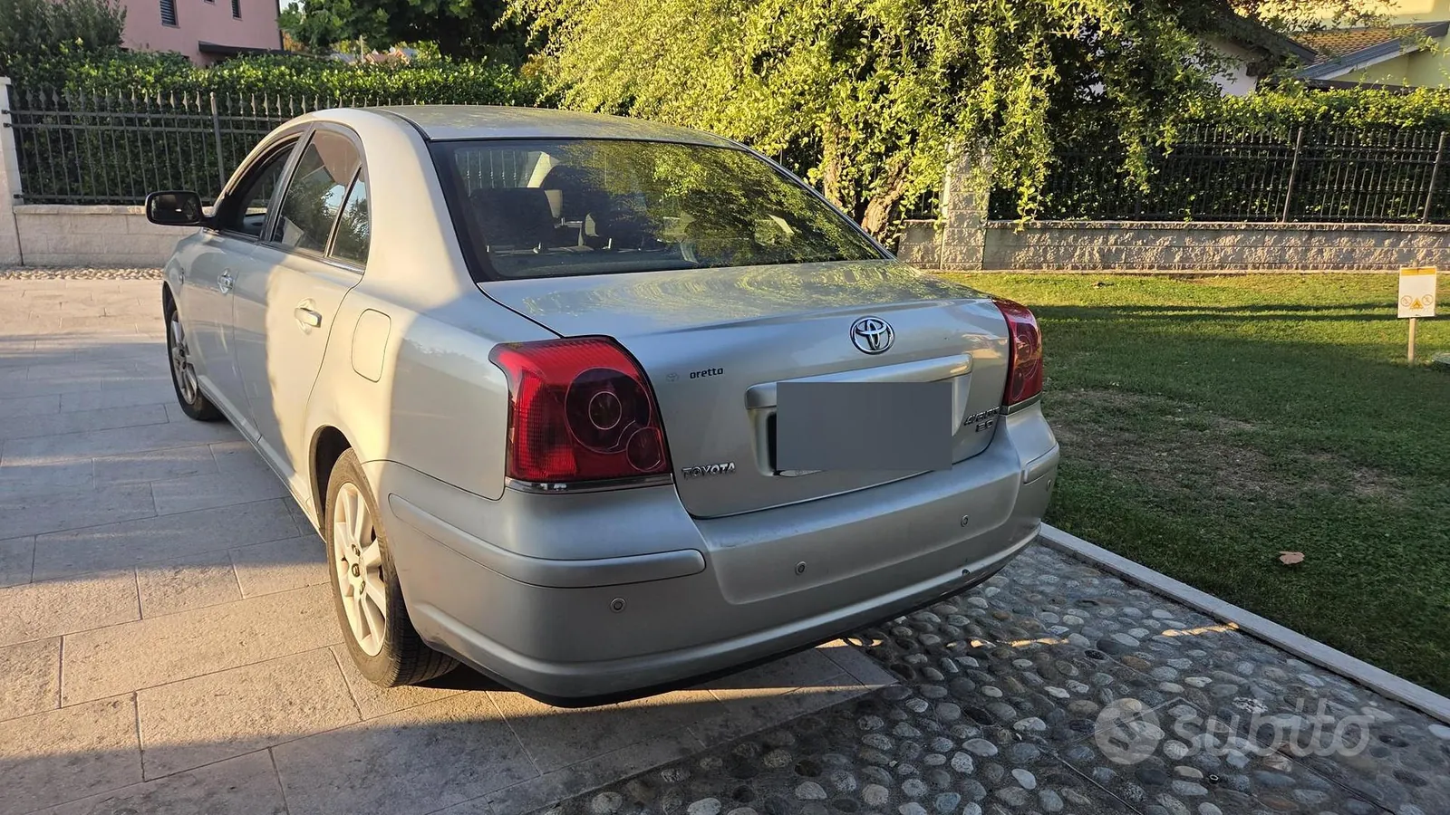Toyota Avensis 2005 photo 3
