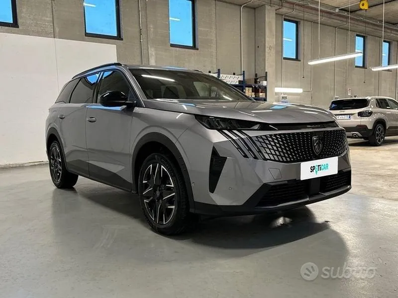 Peugeot 5008 2025 photo 5