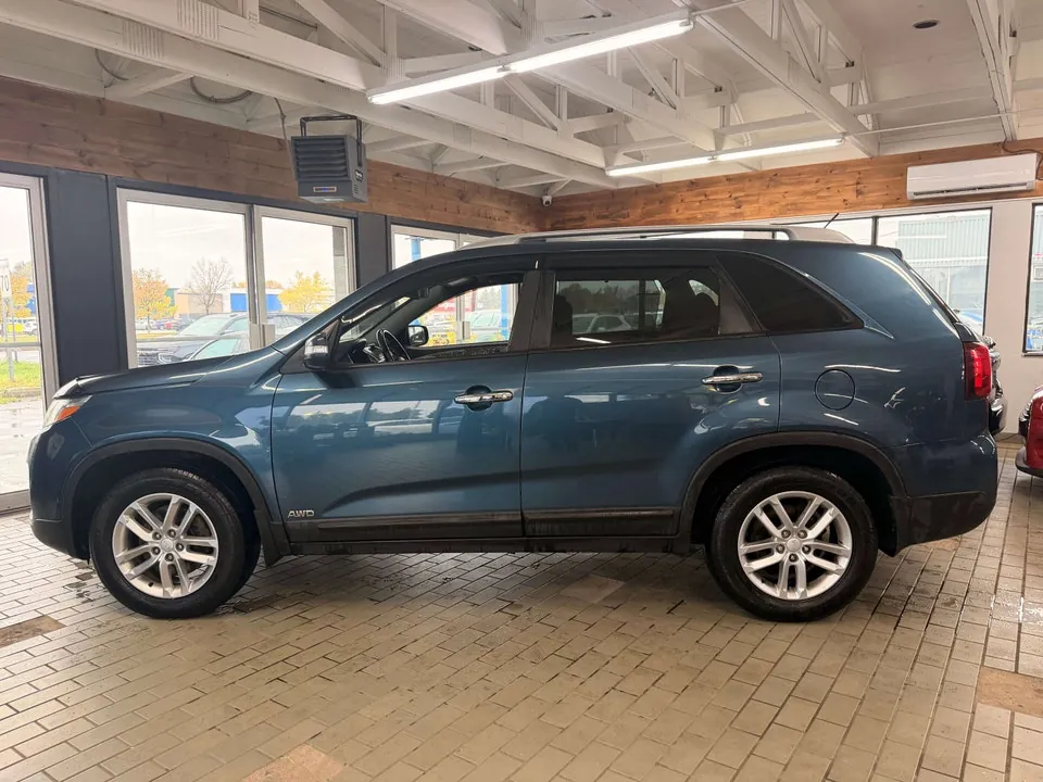 Kia Sorento 2014 photo 2
