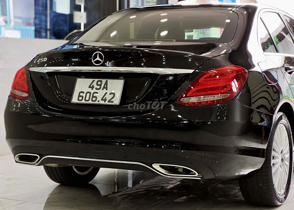 Mercedes-Benz C-Class 2016 photo 4