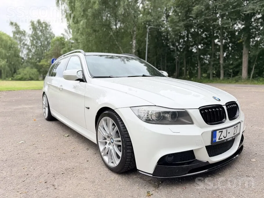 BMW 320 2009 photo 2